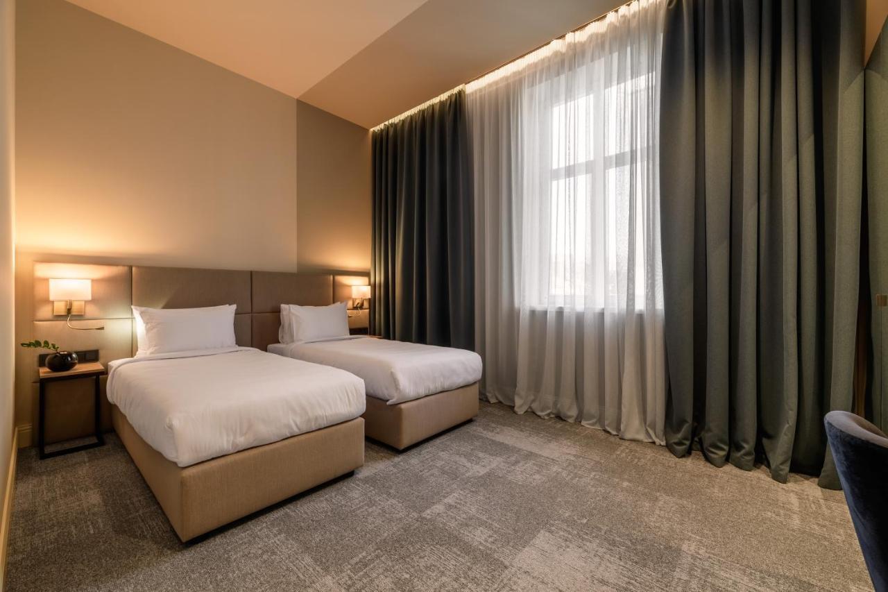 Maestral Hotel Lviv Buitenkant foto